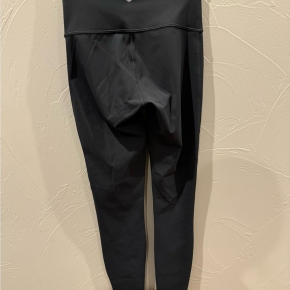 Wunder under high rise leggings with mesh - Picture 6 of 7